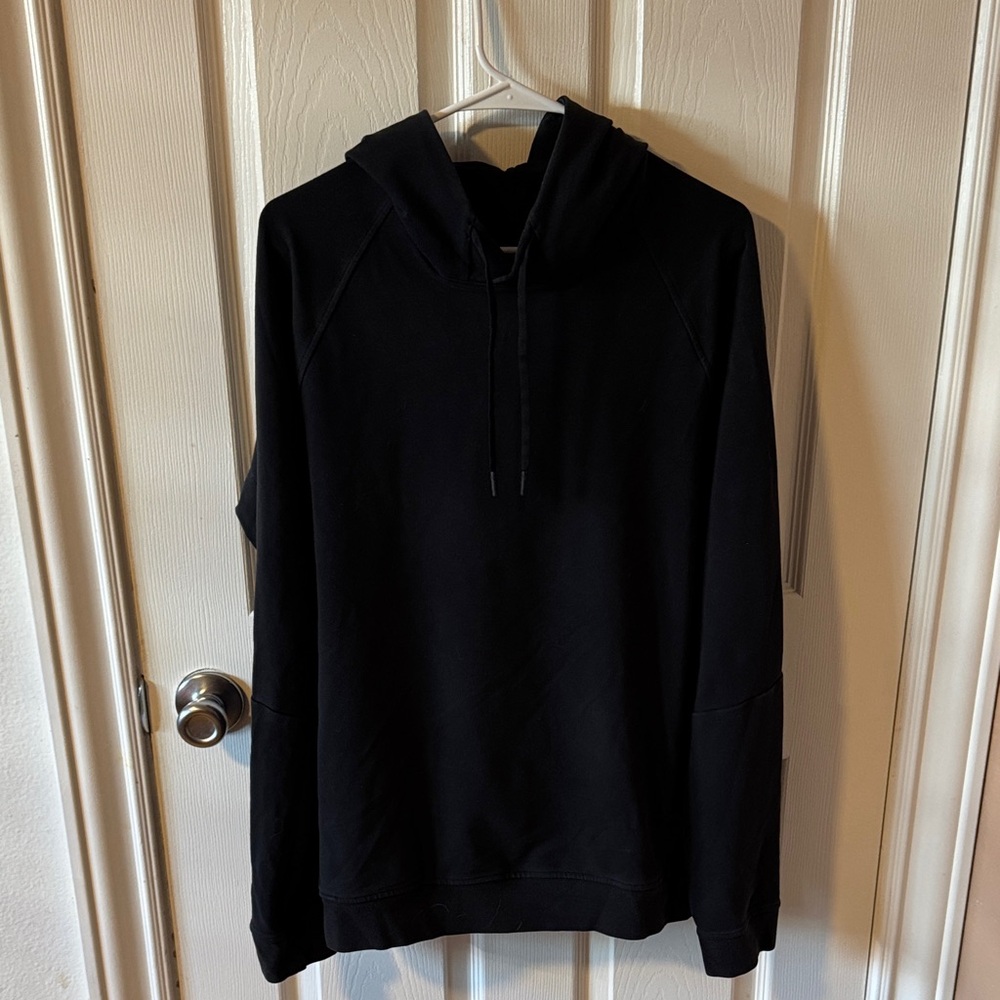 Lululemon Men’s Black Hoodie